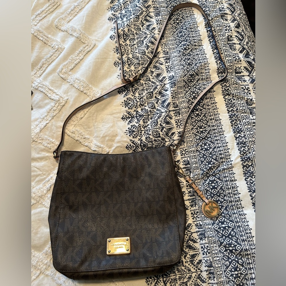 Michael Kors crossbody